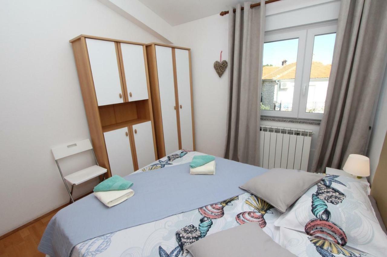 Lory Apartment